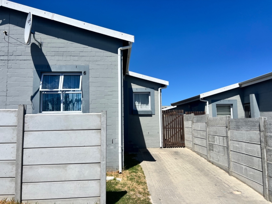 2 Bedroom Property for Sale in Fountain Village Western Cape